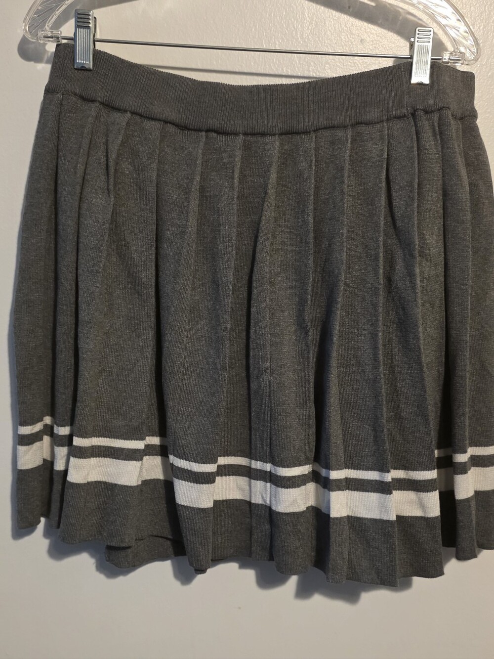 Coco and Shay Gray Knit Sweater - 2XL